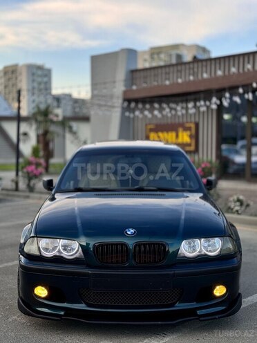 BMW 323