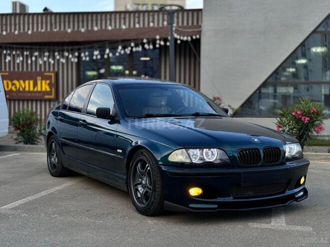 BMW 323