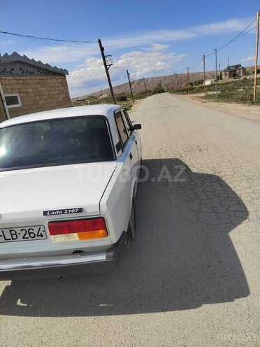 LADA (VAZ) 2107