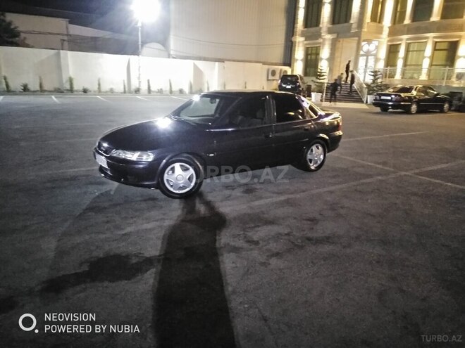 Opel Vectra 1996, 350,000 km - 2.0 l - Sumqayıt