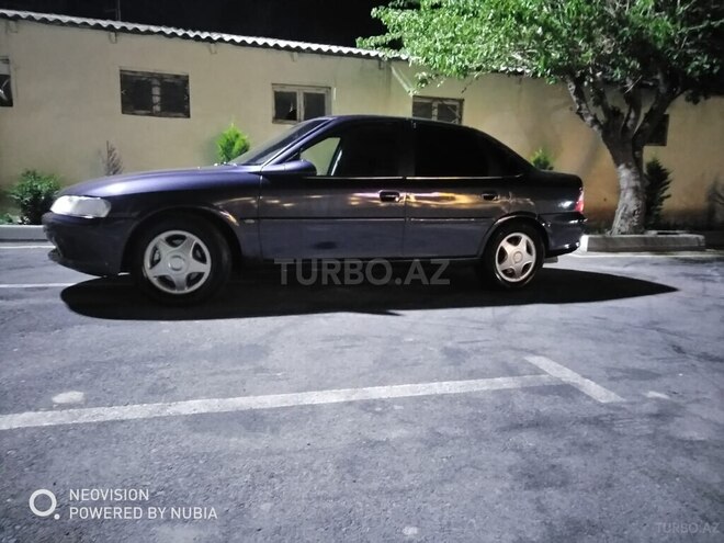 Opel Vectra 1996, 350,000 km - 2.0 l - Sumqayıt