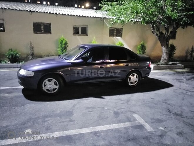 Opel Vectra 1996, 350,000 km - 2.0 l - Sumqayıt