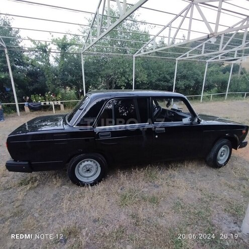 LADA (VAZ) 2107