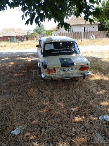 LADA (VAZ) 2103