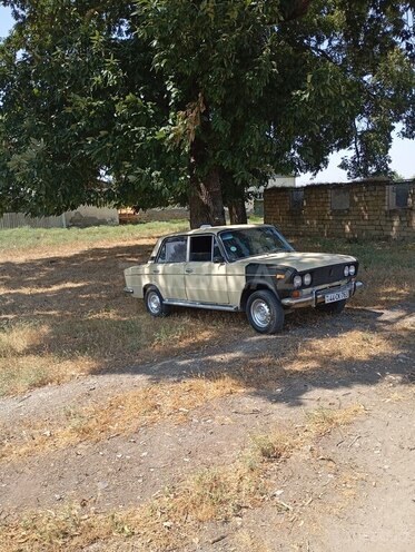 LADA (VAZ) 2103