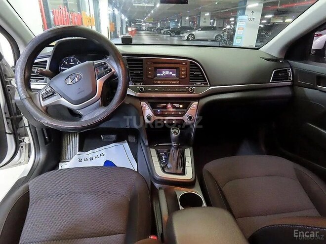 Hyundai Avante 2016, 180,000 km - 1.6 l - Bakı