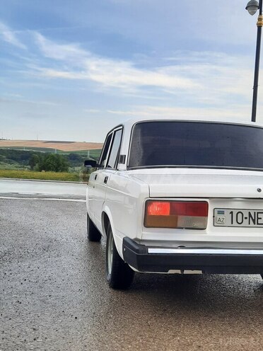 LADA (VAZ) 2107