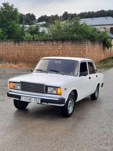 LADA (VAZ) 2107