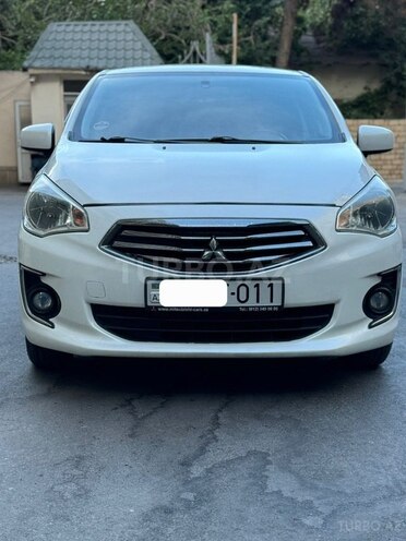 Mitsubishi Attrage 2015, 205,000 km - 1.2 l - Bakı