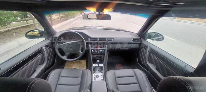 Mercedes E 220 1994, 353,000 km - 2.2 l - Bakı