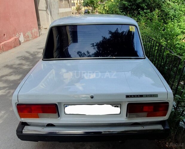 LADA (VAZ) 2107