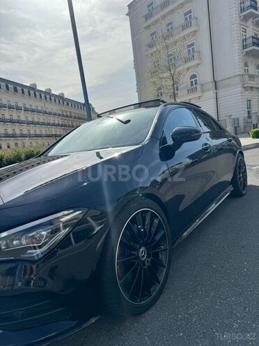 Mercedes CLA 200