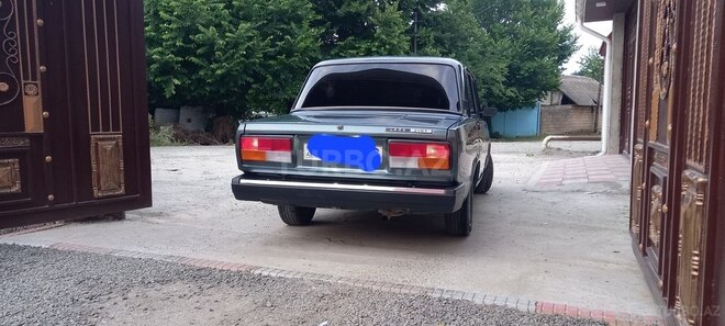 LADA (VAZ) 2107