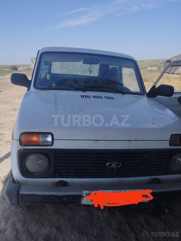 LADA (VAZ) Niva 2013, 180,000 km - 1.7 л - Salyan