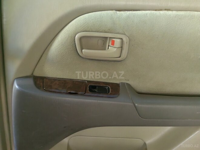 Toyota Harrier 2002, 313,352 km - 2.2 l - Bakı