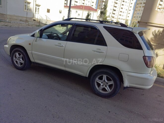 Toyota Harrier 2002, 313,352 km - 2.2 l - Bakı