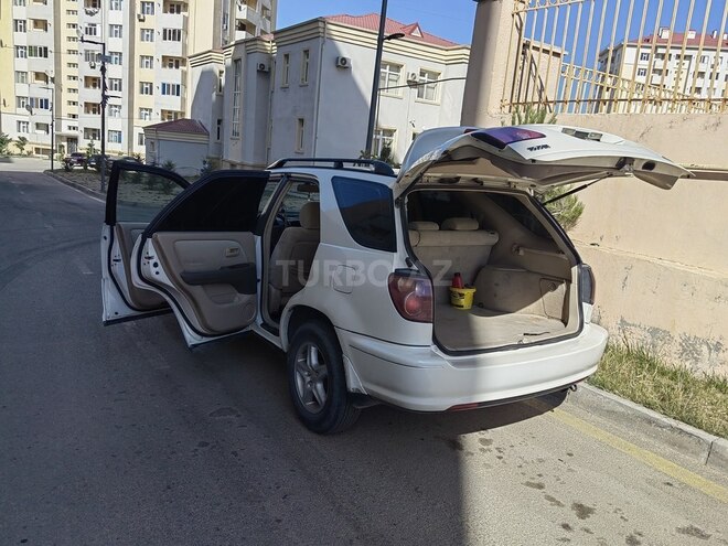 Toyota Harrier 2002, 313,352 km - 2.2 l - Bakı