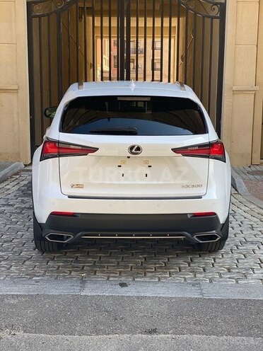 Lexus NX 300