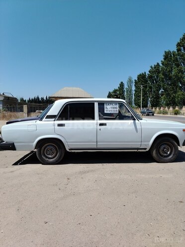 LADA (VAZ) 2107