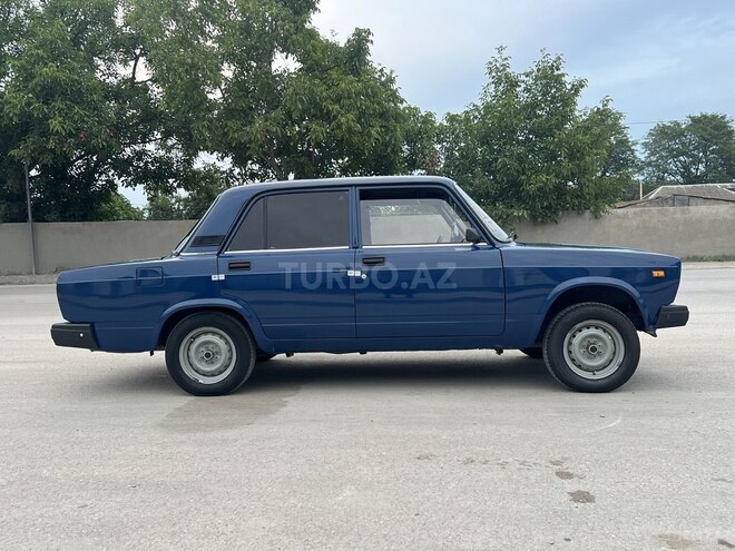 LADA (VAZ) 2107