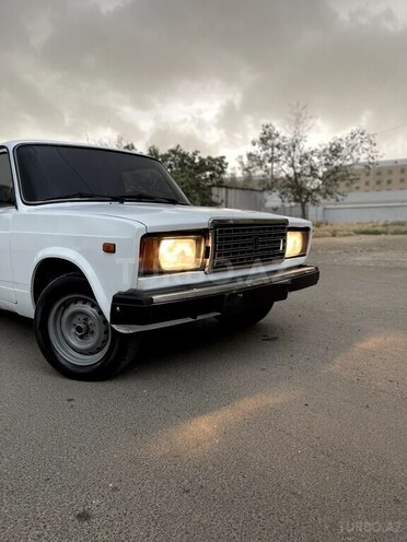 LADA (VAZ) 2107