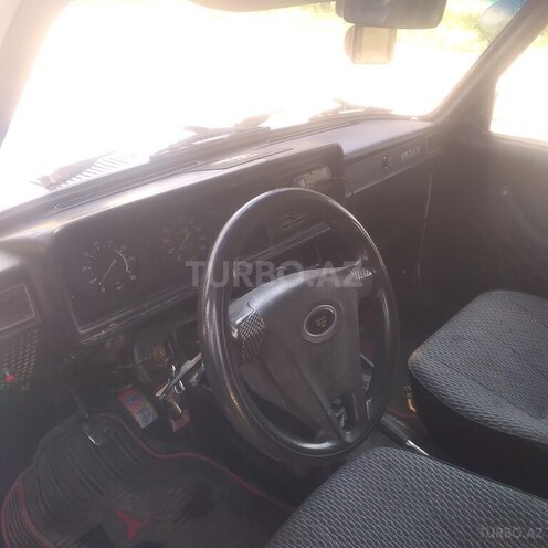 LADA (VAZ) 2107 2003, 26,200 km - 1.5 l - Salyan