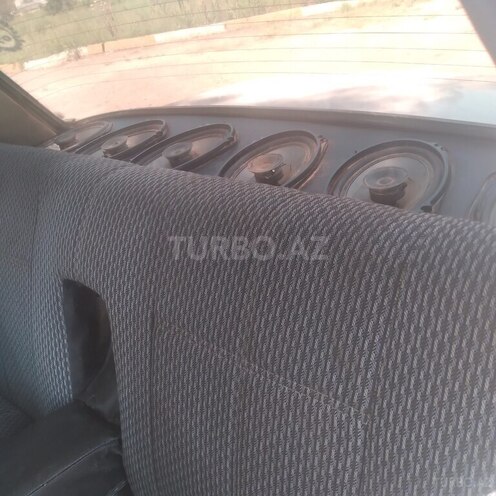 LADA (VAZ) 2107 2003, 26,200 km - 1.5 l - Salyan