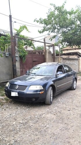 Volkswagen Passat 2004, 165,210 km - 1.8 l - Bərdə