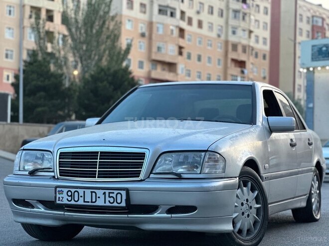 Mercedes C 180