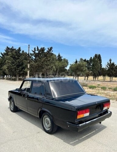 LADA (VAZ) 2107