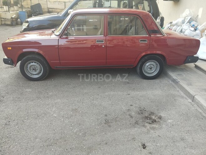 LADA (VAZ) 2107