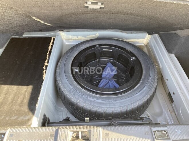 Mercedes E 320 2001, 270,000 km - 3.2 l - Bakı