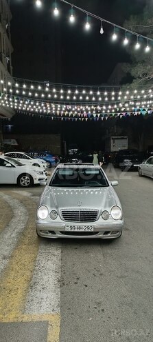 Mercedes E 320 2001, 270,000 km - 3.2 l - Bakı