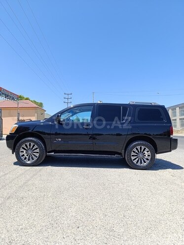 Nissan Armada