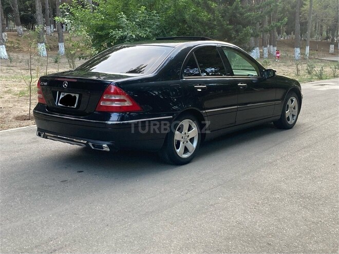 Mercedes C 240