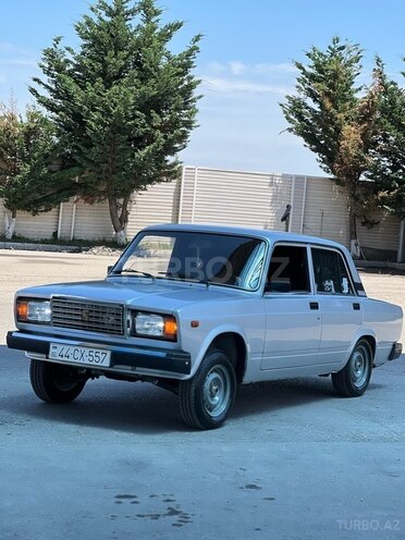 LADA (VAZ) 2107