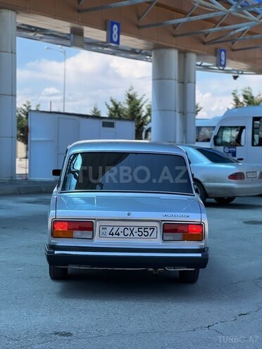 LADA (VAZ) 2107