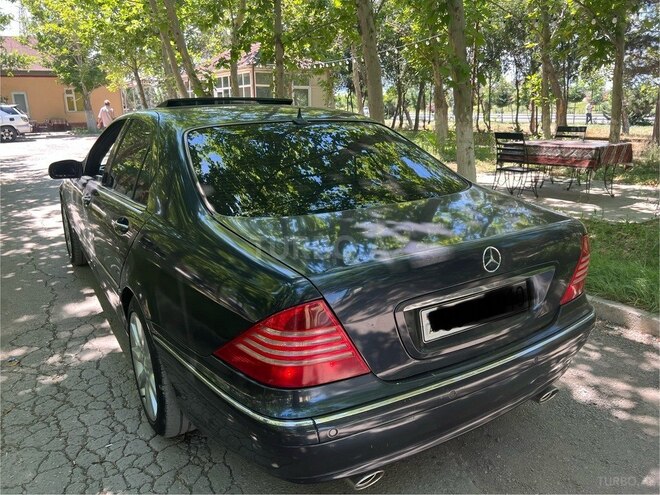 Mercedes S 320