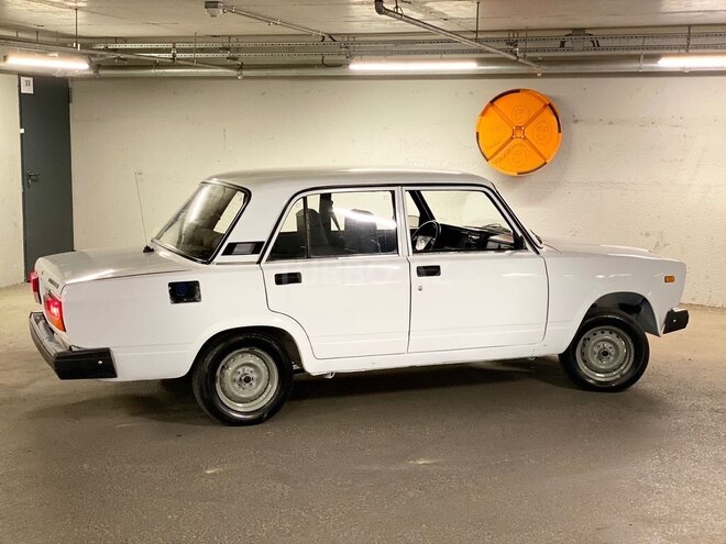 LADA (VAZ) 2107