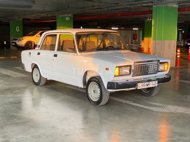 LADA (VAZ) 2107