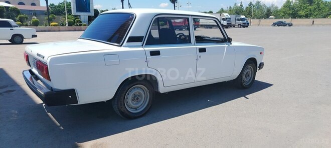 LADA (VAZ) 2107