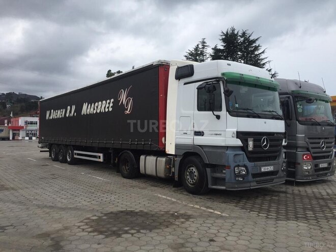 Mercedes Actros 1841