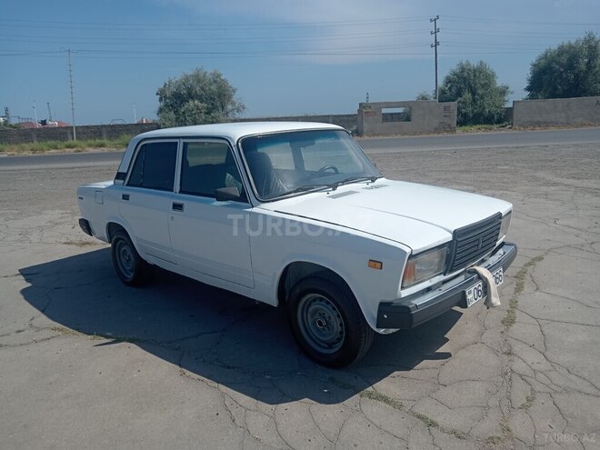 LADA (VAZ) 2107