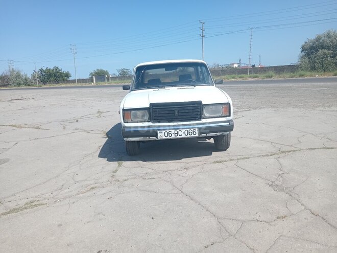 LADA (VAZ) 2107