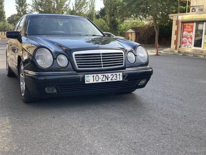 Mercedes E 280