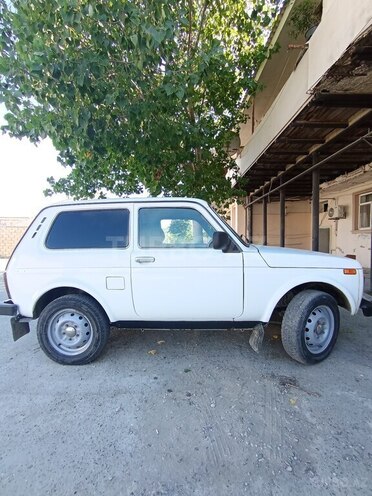 LADA (VAZ) Niva