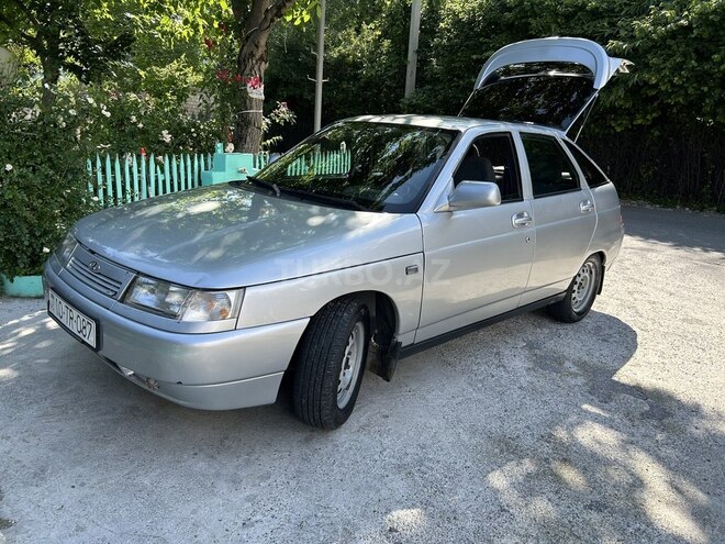 LADA (VAZ) 2112