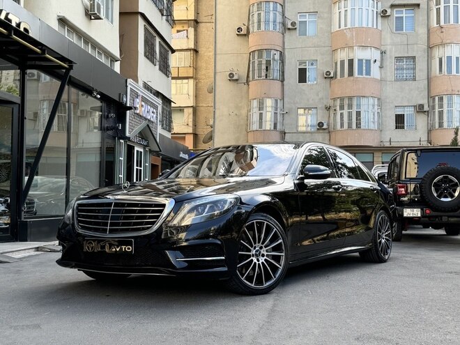 Mercedes S 500