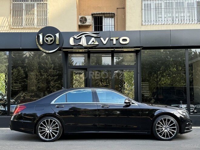 Mercedes S 500