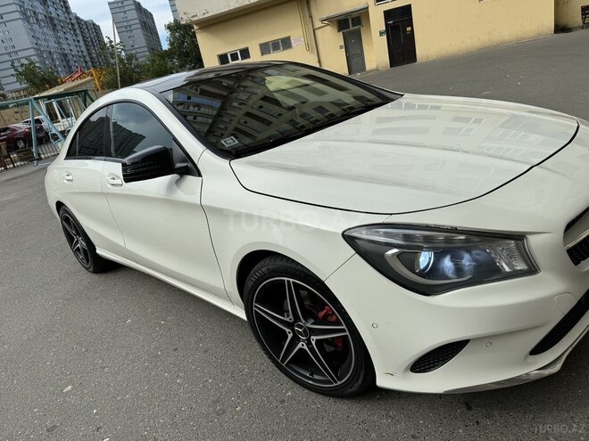 Mercedes CLA 200